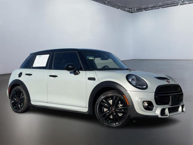 used 2019 MINI Hardtop car, priced at $19,999