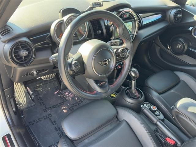 used 2019 MINI Hardtop car, priced at $19,999