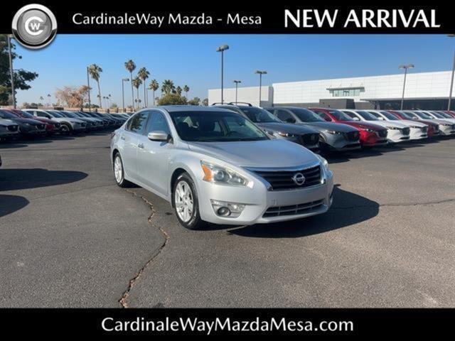 used 2015 Nissan Altima car, priced at $9,999