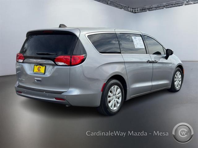 used 2018 Chrysler Pacifica car, priced at $13,999