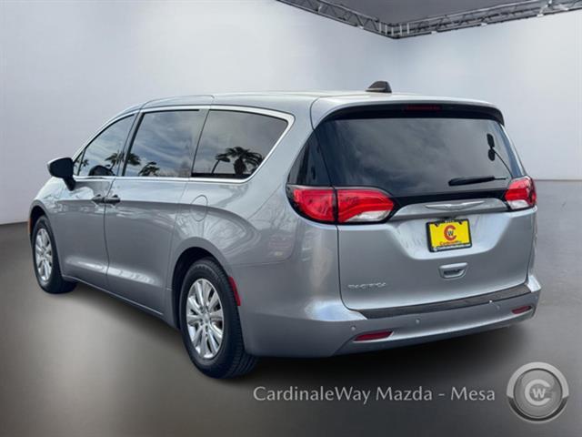 used 2018 Chrysler Pacifica car, priced at $13,999