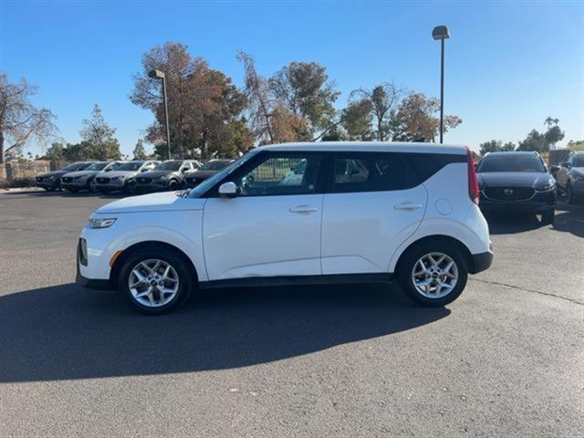 used 2022 Kia Soul car, priced at $14,999