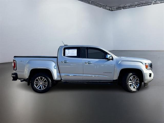 used 2020 GMC Canyon car, priced at $31,999