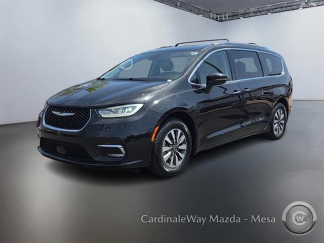 used 2021 Chrysler Pacifica car, priced at $18,280