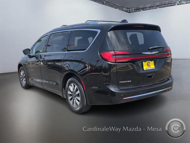 used 2021 Chrysler Pacifica car, priced at $18,280
