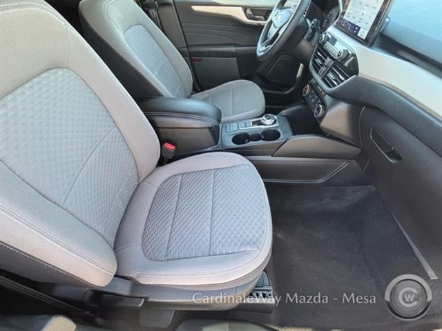 used 2022 Ford Escape car, priced at $18,999