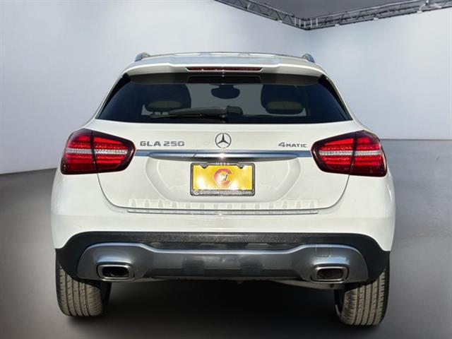 used 2020 Mercedes-Benz GLA 250 car, priced at $18,999