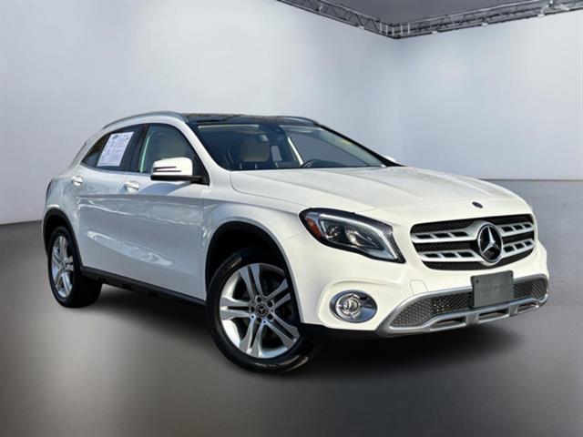 used 2020 Mercedes-Benz GLA 250 car, priced at $18,999