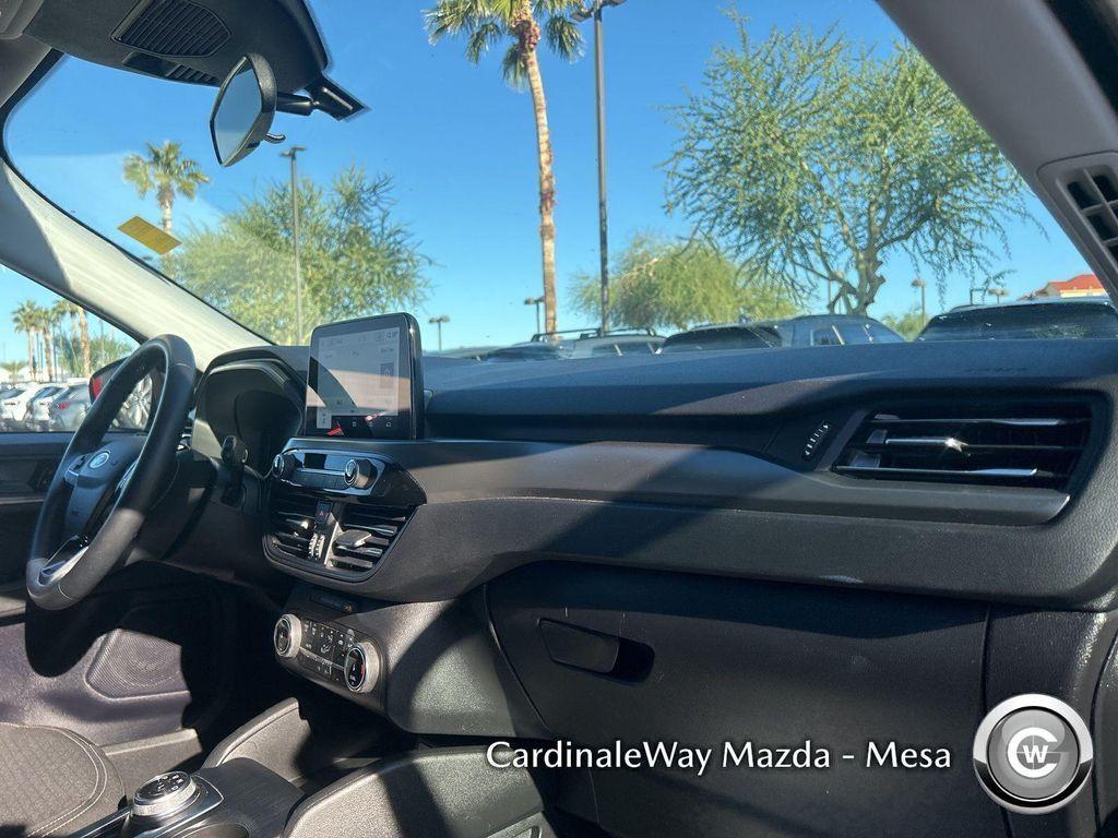 used 2024 Ford Escape car, priced at $20,998