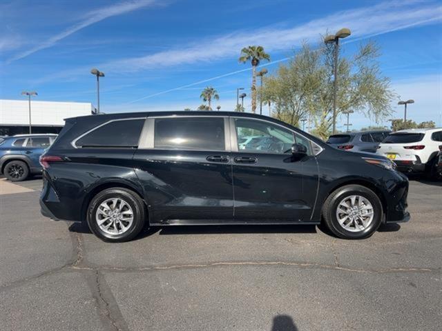 used 2023 Toyota Sienna car, priced at $39,999