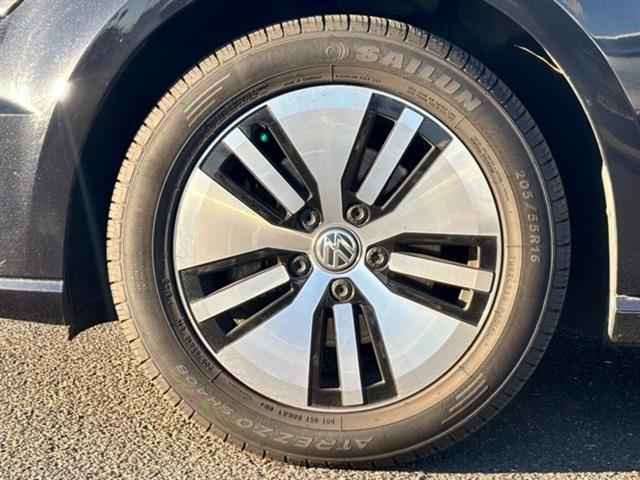 used 2016 Volkswagen e-Golf car, priced at $5,999