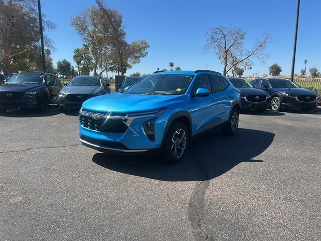 used 2025 Chevrolet Trax car, priced at $22,999