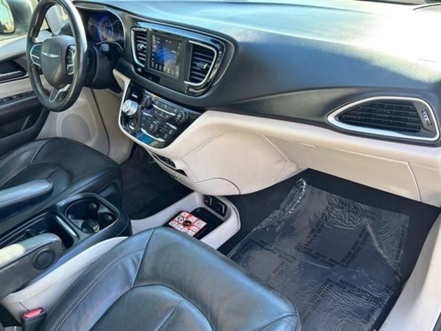 used 2020 Chrysler Pacifica car, priced at $22,499