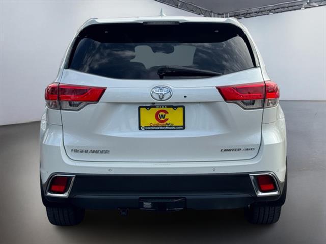 used 2017 Toyota Highlander car, priced at $25,999