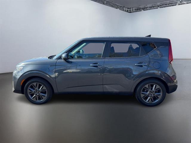 used 2022 Kia Soul car, priced at $14,999