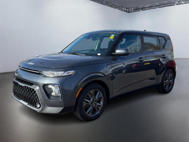 used 2022 Kia Soul car, priced at $14,999