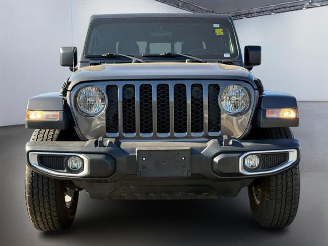 used 2021 Jeep Gladiator car, priced at $29,999