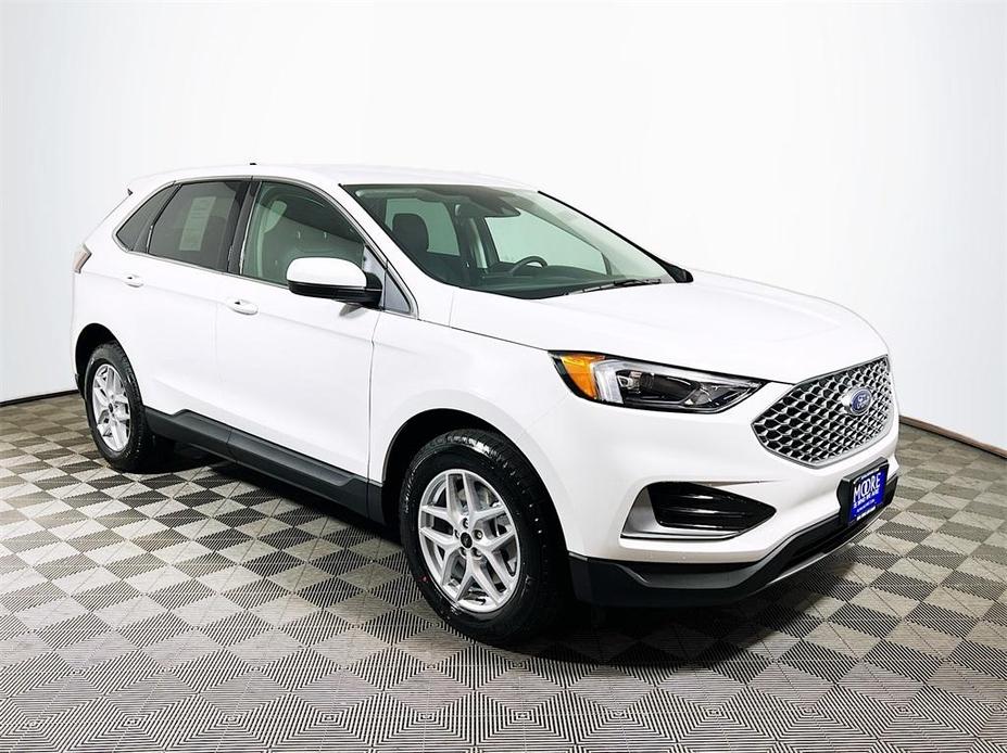 used 2024 Ford Edge car, priced at $35,205