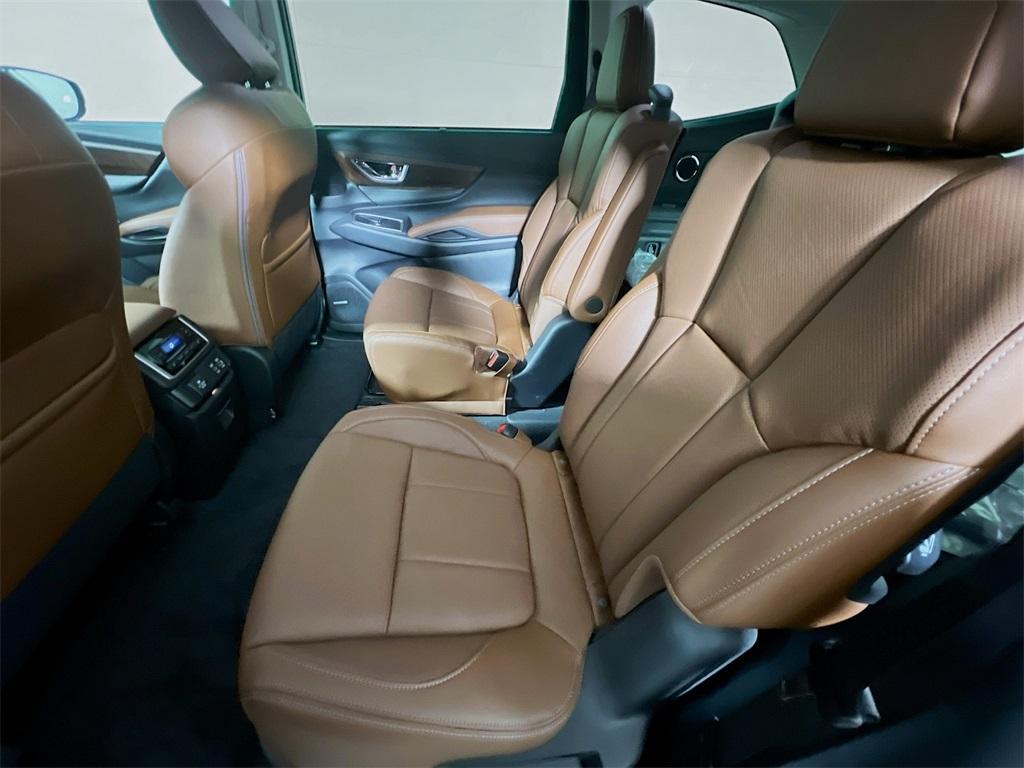 new 2025 Subaru Ascent car, priced at $51,012