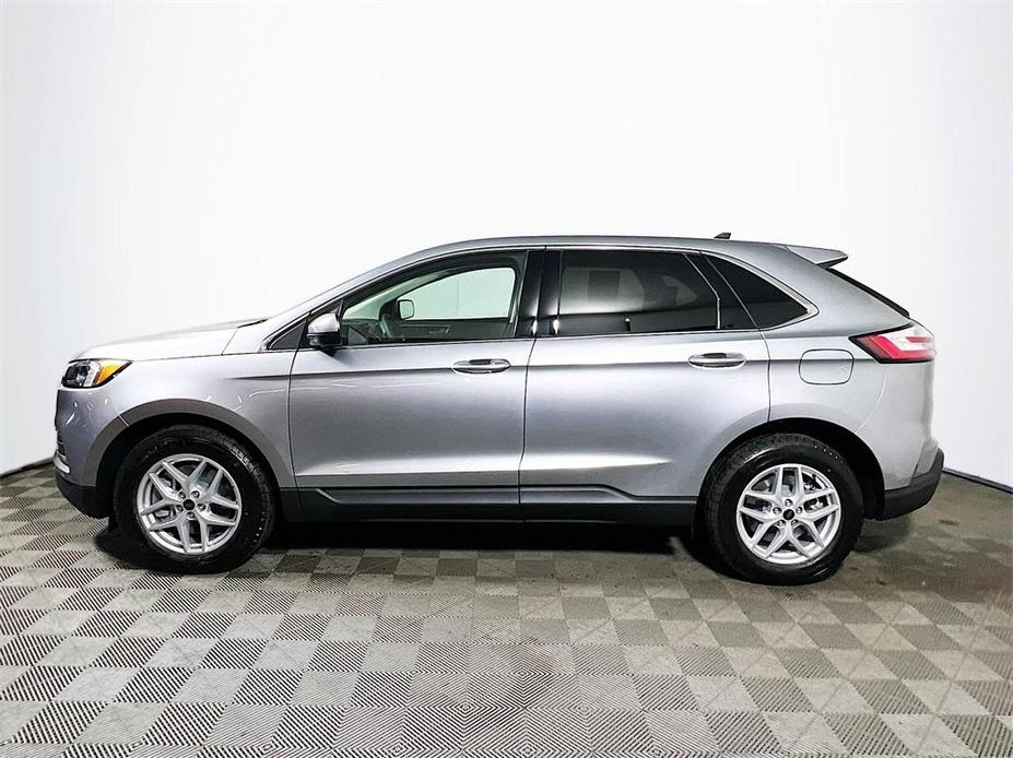 used 2024 Ford Edge car, priced at $32,000