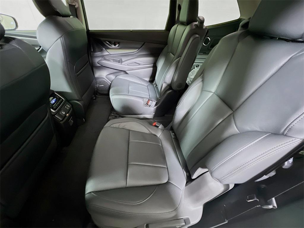 new 2025 Subaru Ascent car, priced at $51,851