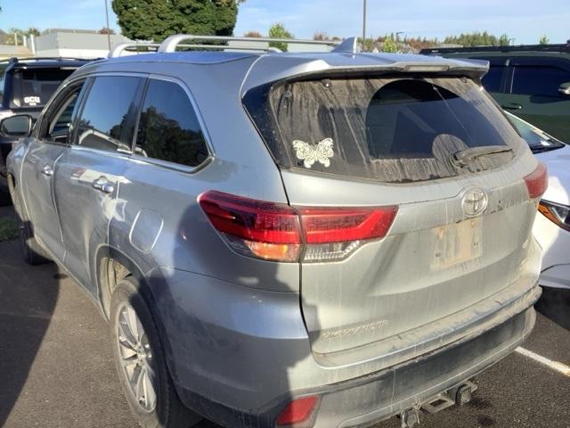 used 2018 Toyota Highlander car