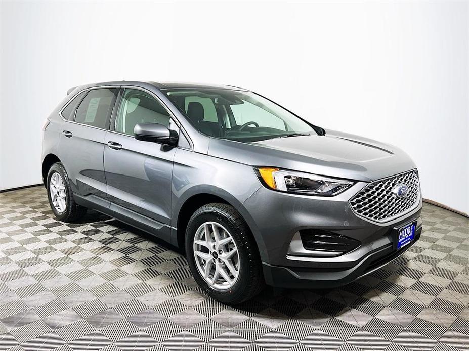 used 2024 Ford Edge car, priced at $35,205