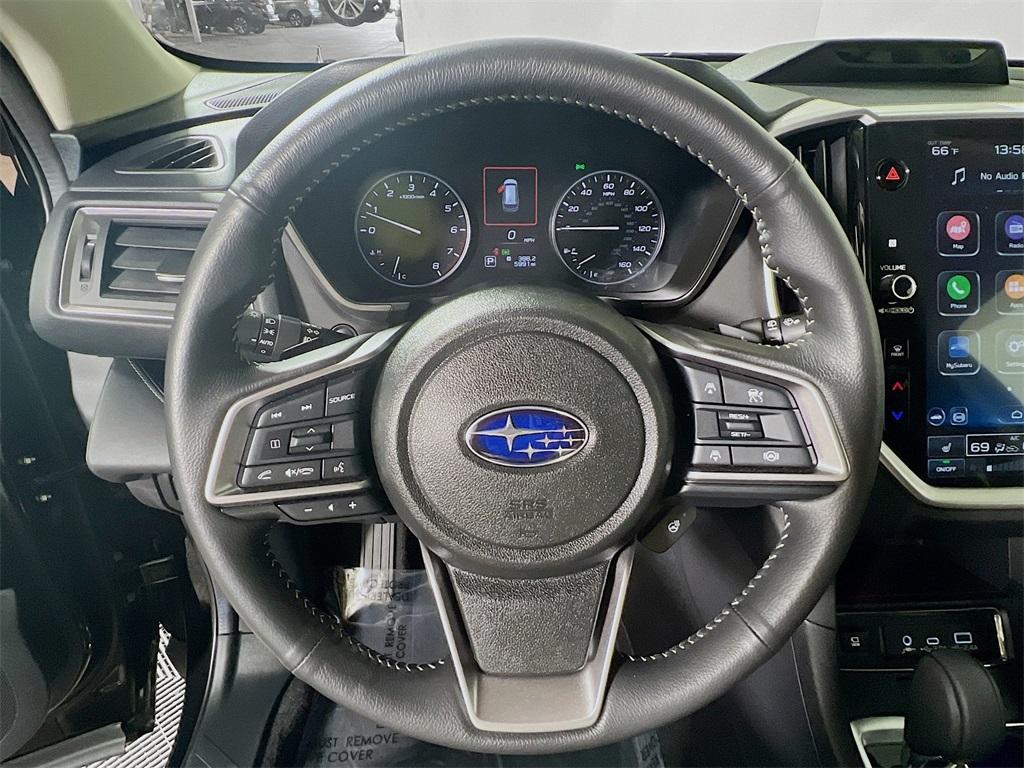 used 2024 Subaru Ascent car, priced at $37,900