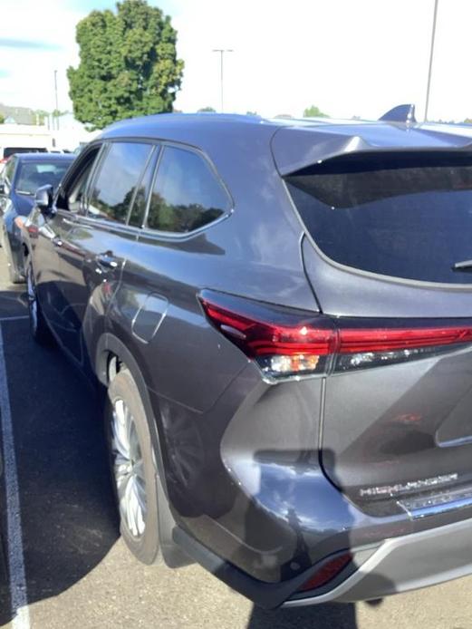 used 2023 Toyota Highlander car, priced at $45,000