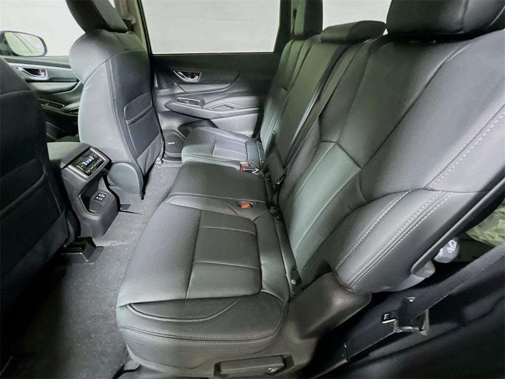 new 2025 Subaru Ascent car, priced at $47,876