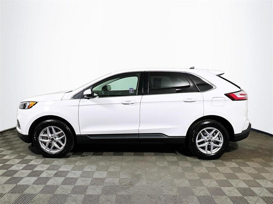 used 2024 Ford Edge car, priced at $32,000