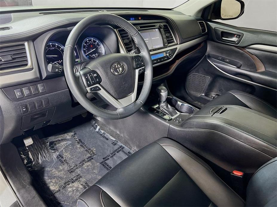 used 2019 Toyota Highlander car, priced at $33,000