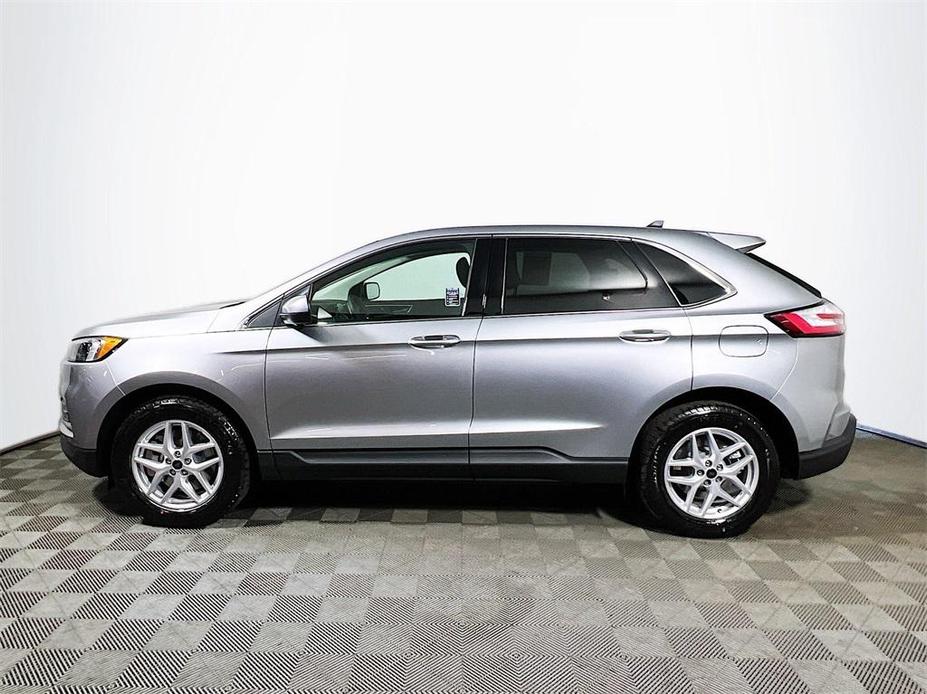 used 2024 Ford Edge car, priced at $28,000