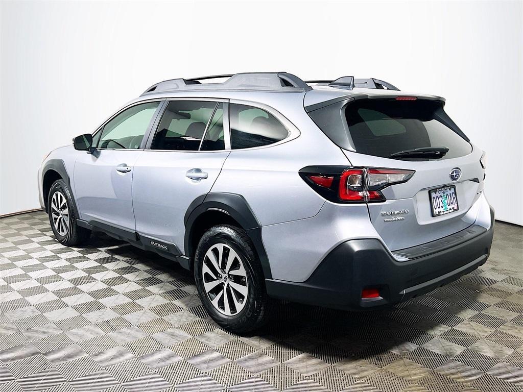 used 2025 Subaru Outback car, priced at $30,900