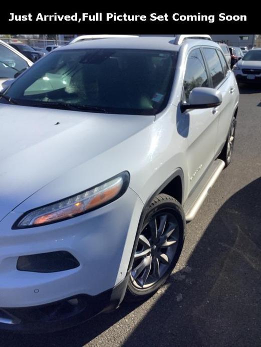 used 2014 Jeep Cherokee car, priced at $14,800