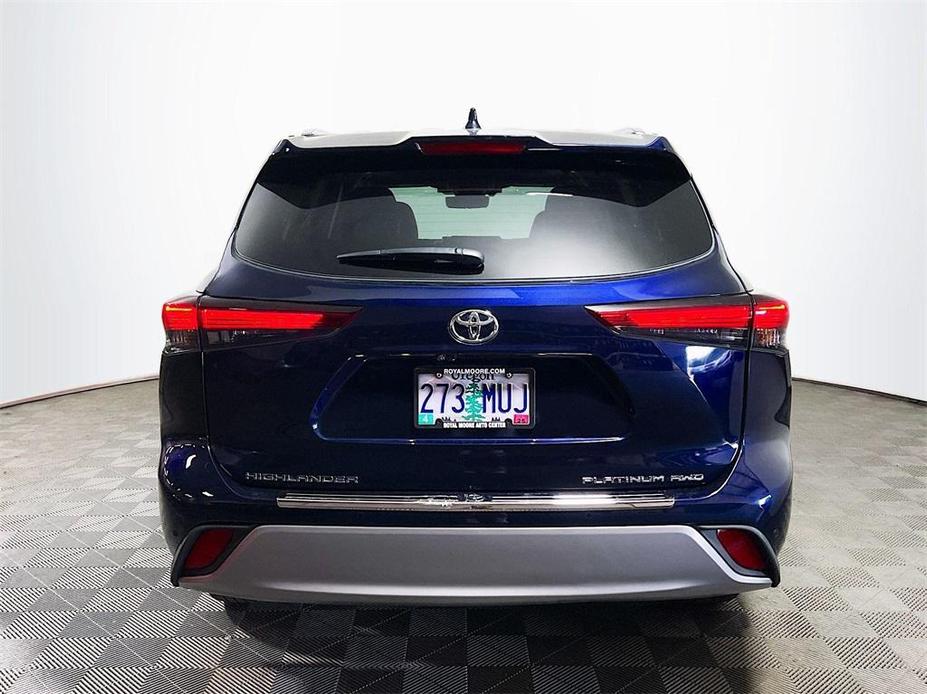 used 2021 Toyota Highlander car, priced at $40,300