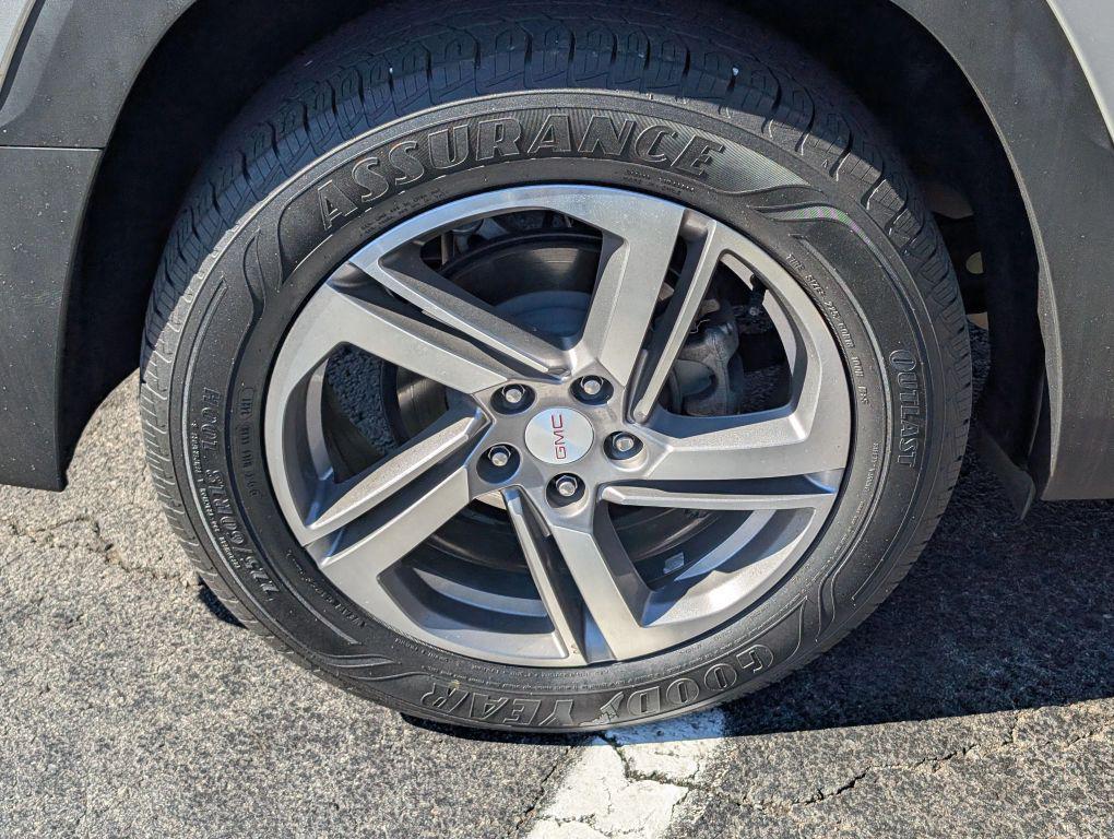 used 2020 GMC Terrain car, priced at $15,987