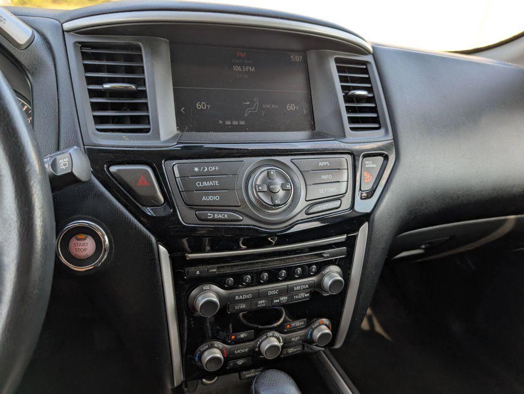 used 2020 Nissan Pathfinder car, priced at $13,787