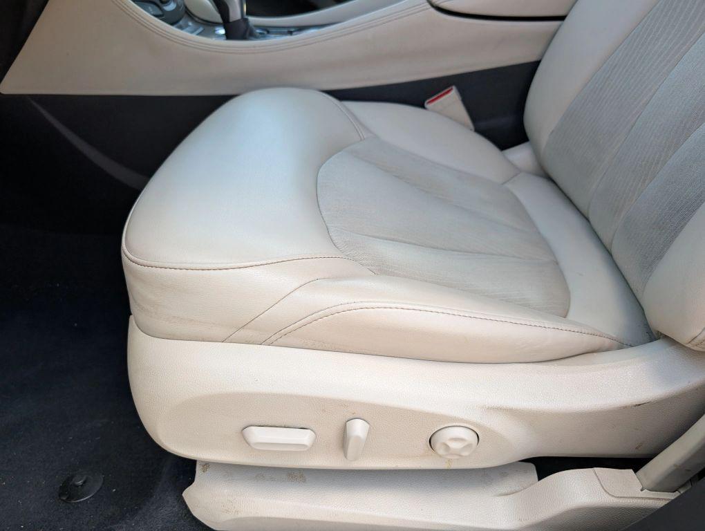 used 2020 Buick Envision car, priced at $17,287