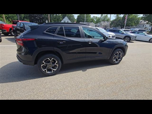 new 2025 Chevrolet Trax car, priced at $24,690