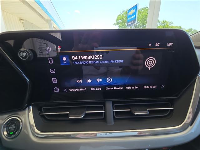 new 2025 Chevrolet Trax car, priced at $24,095