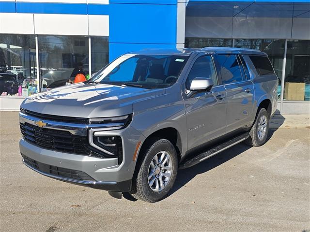 new 2025 Chevrolet Suburban car, priced at $66,495