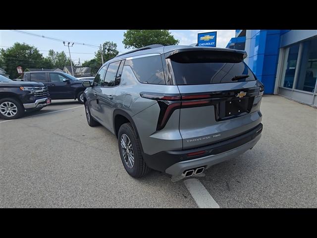 new 2025 Chevrolet Traverse car, priced at $45,195