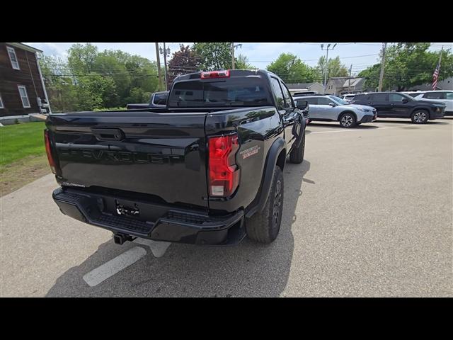 new 2025 Chevrolet Colorado car, priced at $44,020