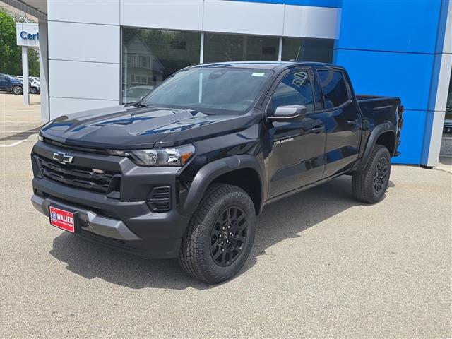 new 2025 Chevrolet Colorado car, priced at $44,020