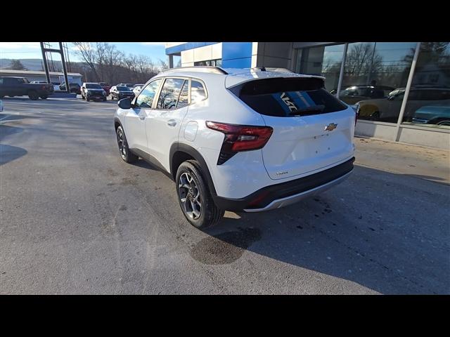 new 2025 Chevrolet Trax car, priced at $24,190