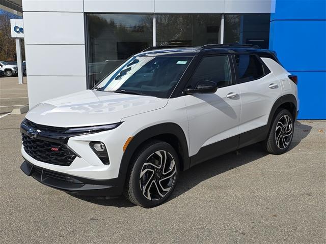 new 2025 Chevrolet TrailBlazer car, priced at $34,325