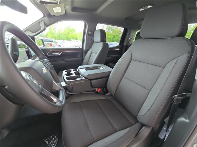 new 2025 Chevrolet Silverado 1500 car, priced at $54,995