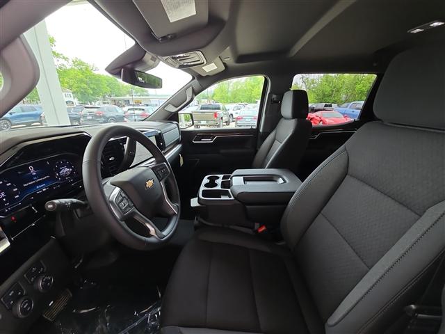new 2025 Chevrolet Silverado 1500 car, priced at $54,995