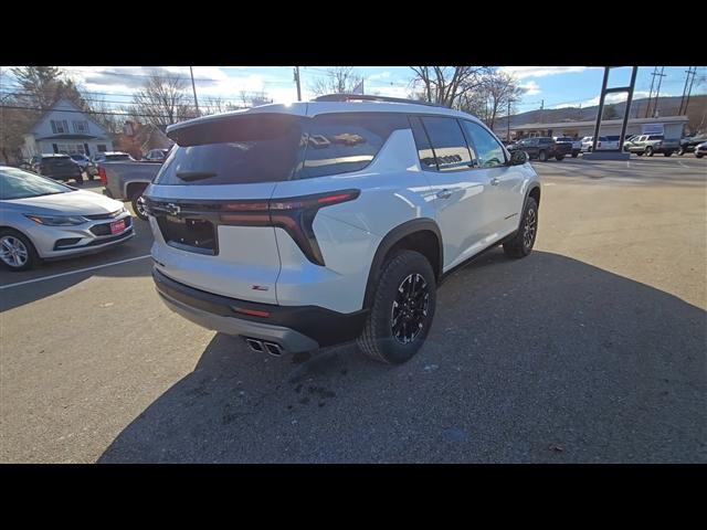 new 2025 Chevrolet Traverse car, priced at $49,990